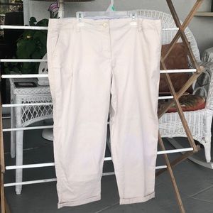 Crown and Ivy capris